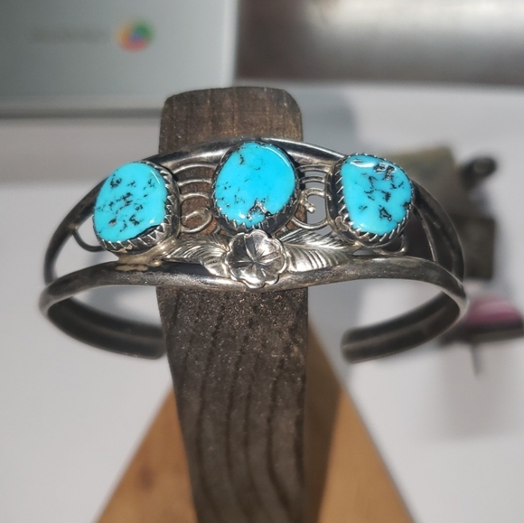 Old Pawn Sterling Turquoise Bracelet - Picture 1 of 4